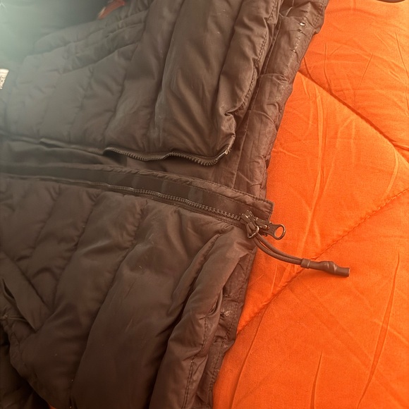 The North Face Black Puffer Jacket with Hood (read description) - Picture 6 of 8